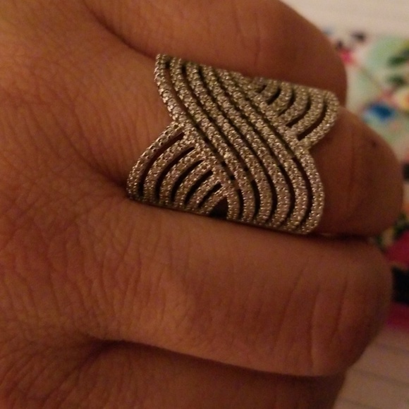Silver ring - Picture 4 of 5